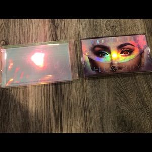 HUDA BEAUTY- Mercury retrograde palette 👽